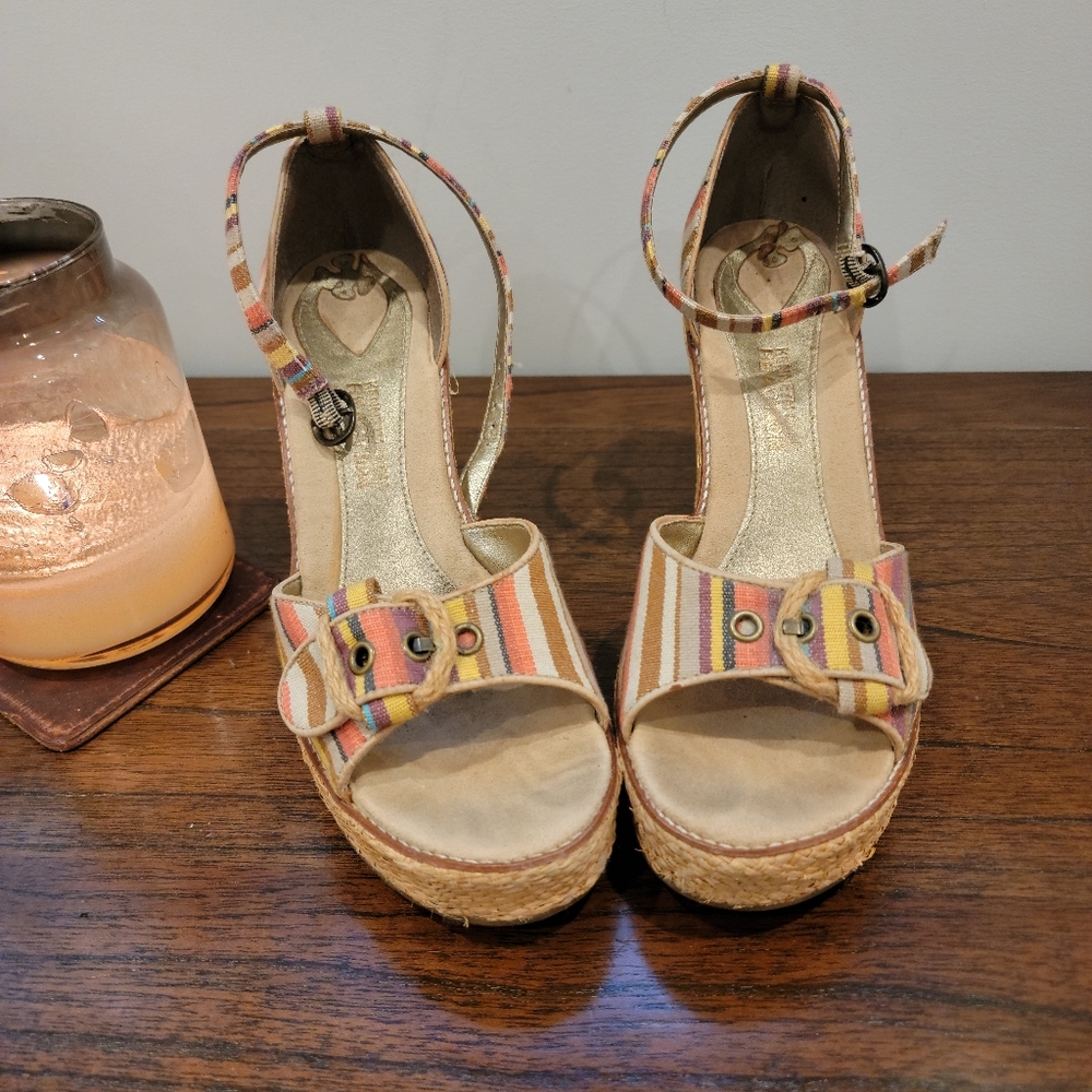KENNETH COLE REACTION BOHO PLATFORM WEDGE SANDALS